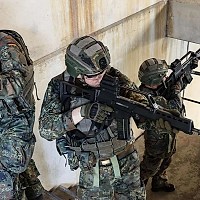 Simulare de război. Armata germană se pregătește să apere Berlinul „casă cu casă”, în lupte „corp la corp”