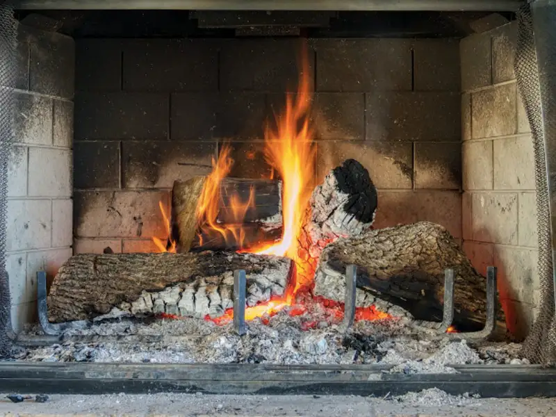 Cuvinte care denumesc elementele casei. Sobă, izbă, stufat, etuvă.