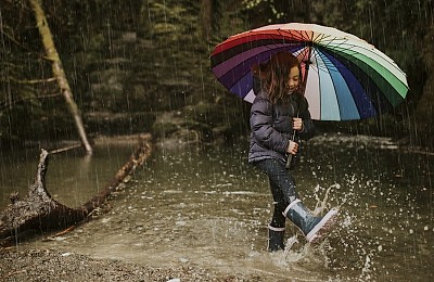 Prognoza meteo, 25 mai. Frig și ploi abundente. Temperaturile scad cu 15 grade
