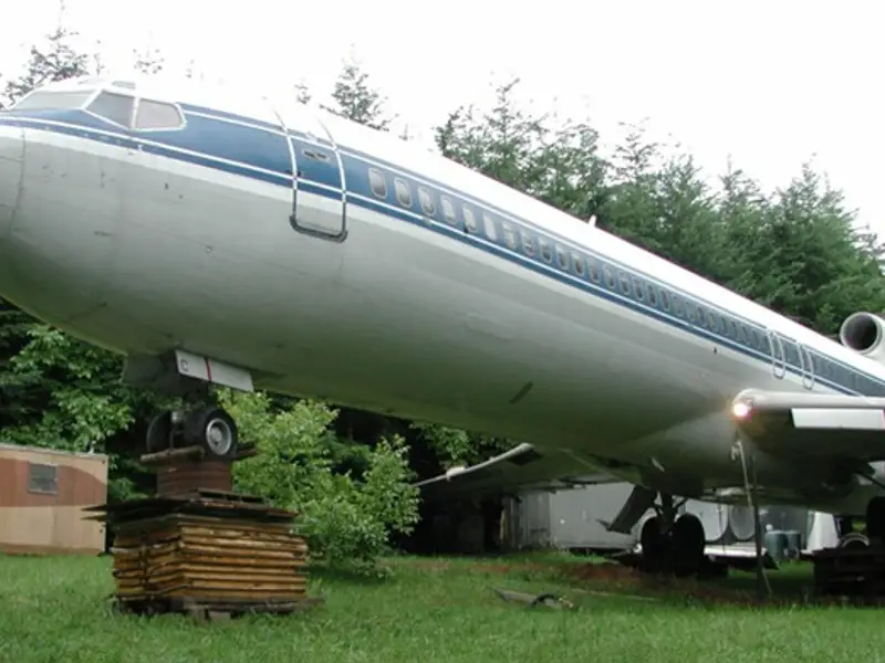 Incredibila transformare a unui avion in locuinta