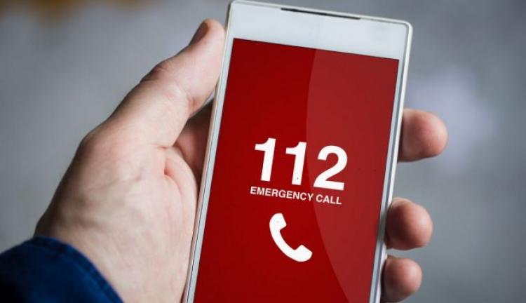 Un tânăr în vârstă de 17 ani a fost bătut cu bestialitate în mijlocul străzii, în localitatea Aluniș din județul Cluj