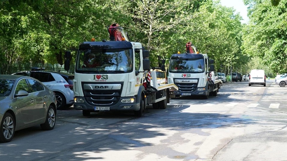 Primăria Sectorului 3 intensifică ridicarea mașinilor parcate neregulamentar: „Nu vrem să dăm amenzi, dar e nevoie de disciplină”