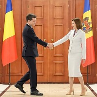 Nicușor Dan: Este o zi decisivă pentru Moldova. Îi îndemn pe toți basarabenii din România să voteze
