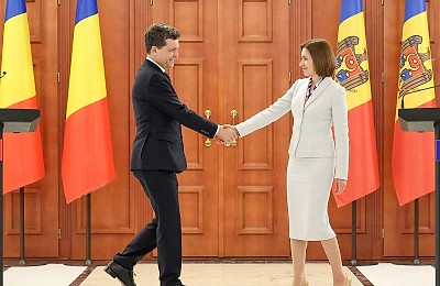 Nicușor Dan: Este o zi decisivă pentru Moldova. Îi îndemn pe toți basarabenii din România să voteze