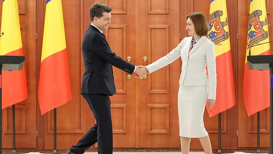 Nicușor Dan: Este o zi decisivă pentru Moldova. Îi îndemn pe toți basarabenii din România să voteze