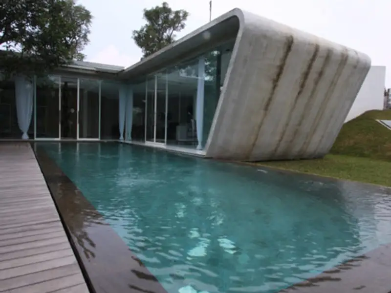 Casa in comuniune cu natura creatie Budi Pradono