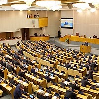Duma de Stat a Rusiei vrea să-i dea lui Putin puterea de a trimite armata peste hotare