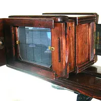 5 motive pentru care nu ar trebui sa arunci valizele vechi