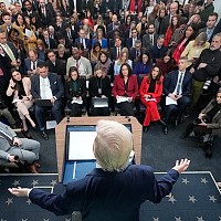 Cât de departe este dispus Trump să meargă pentru preluarea Groenlandei? Răspuns scurt, dat într-o conferință-maraton