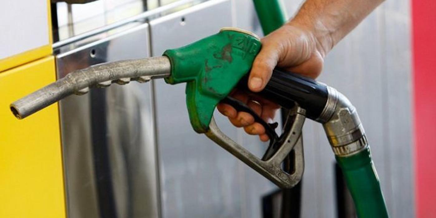 Rusia a interzis temporar exporturile de carburanţi în majoritatea ţărilor, pentru a echilibra piaţa internă