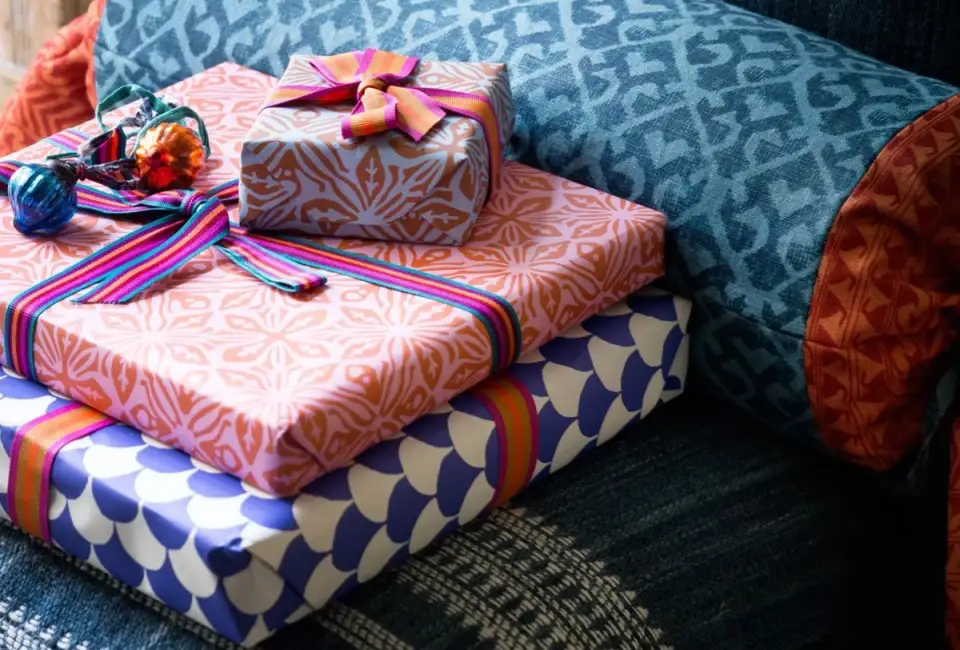 How to Wrap Gifts Like a Professional