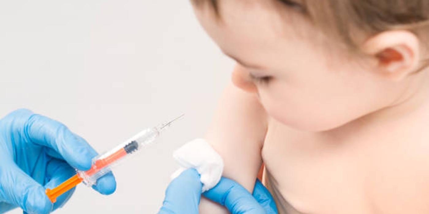 Vaccinul Hexavalent- scutul bebelușului împotriva a șase boli grave