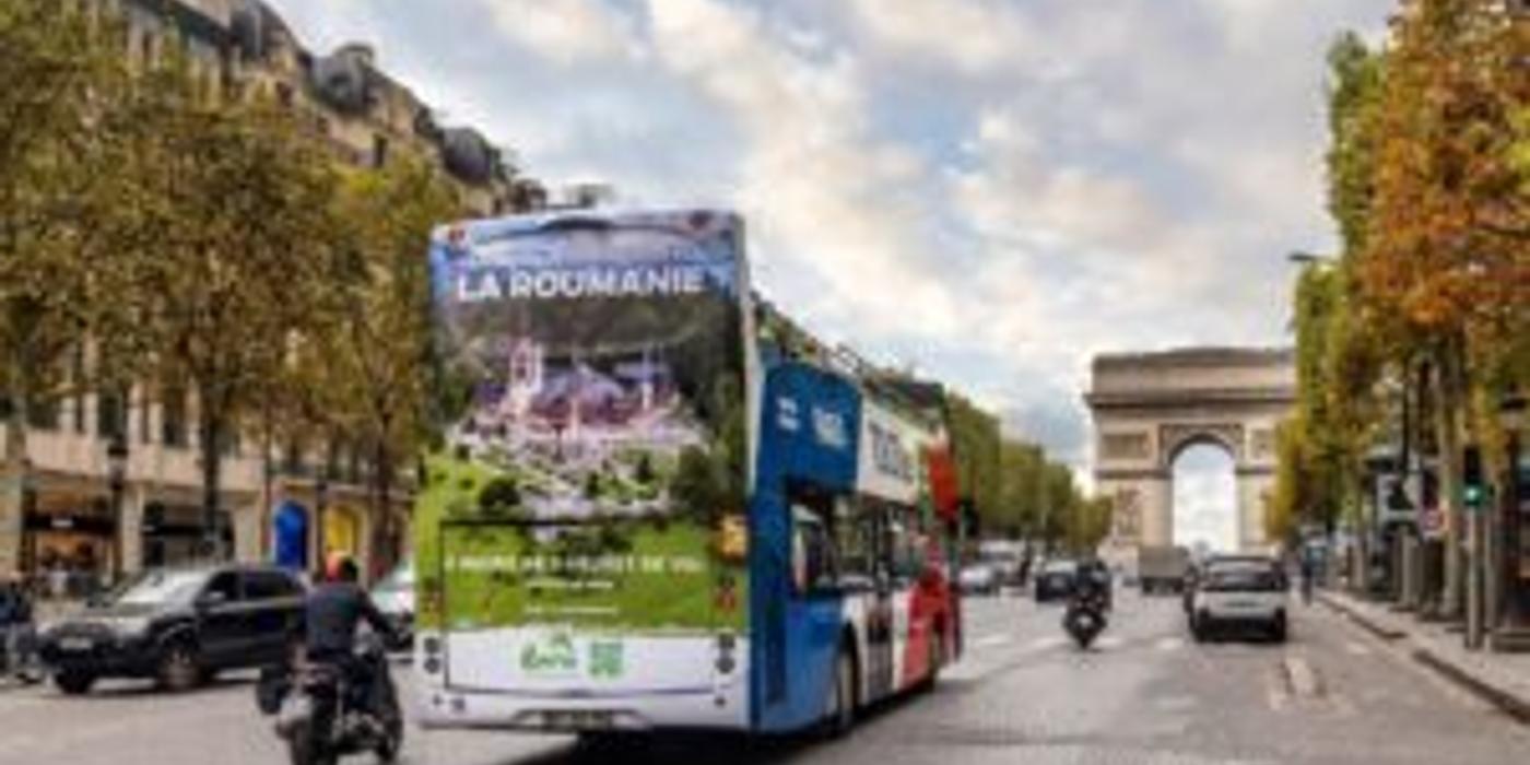 Campanie outdoor de promovare a României ca destinaţie turistică, la Paris / Peste o sută de panouri publicitare în zone turistice cheie din oraş şi colantarea celor 17 autobuze turistice din capitala franceză