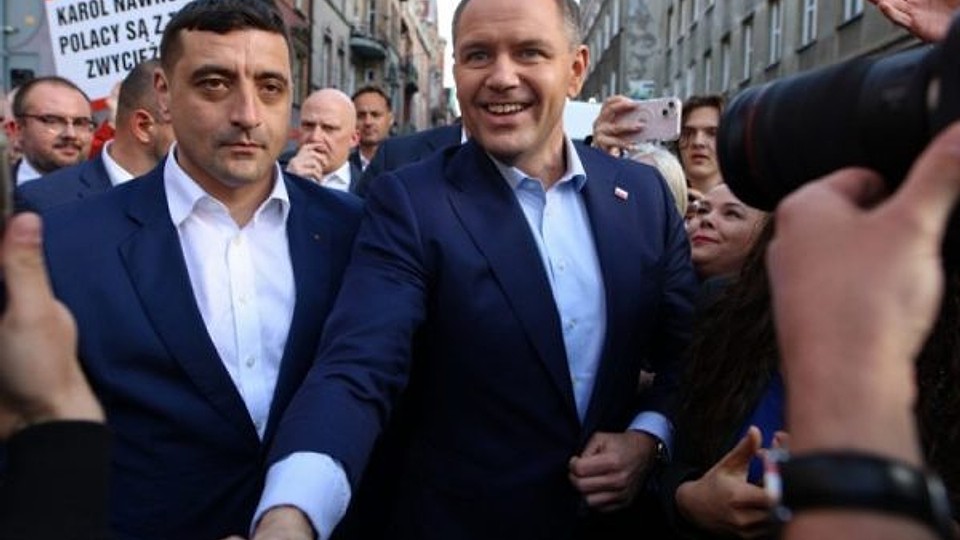 Stânga din Polonia face presiuni pentru renumărarea voturilor, din cauză că alegerile au fost câștigate de candidatul „greșit“