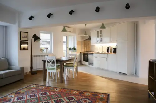 Apartament din Centrul Vechi al Bucurestiului amenajare minimalista ce emana o atmosfera relaxata