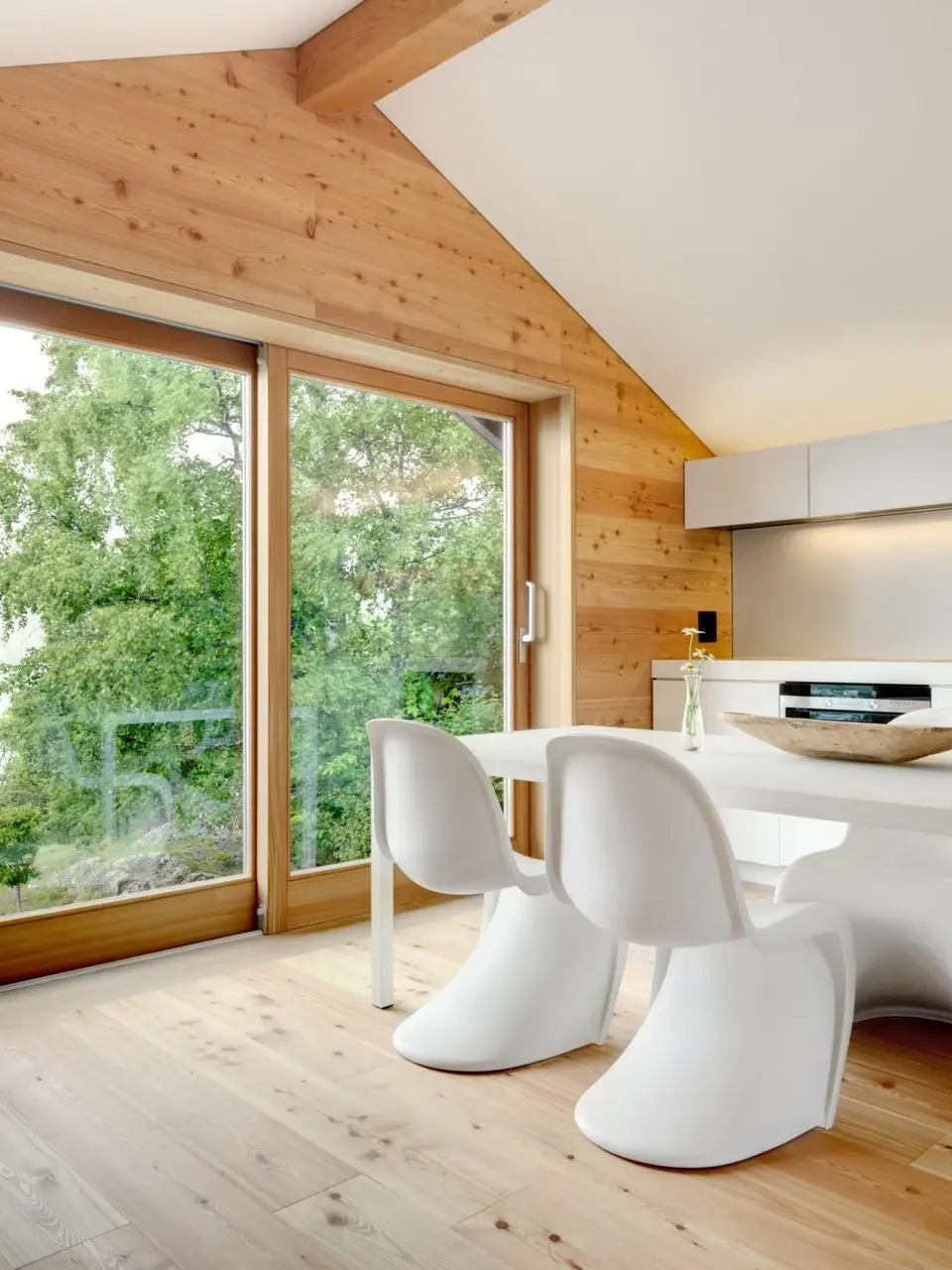 Reamenajare cabana din lemn o abordare contemporana