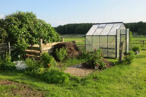 Top 10 tipuri de spații utile ce pot fi construite în orice grădină