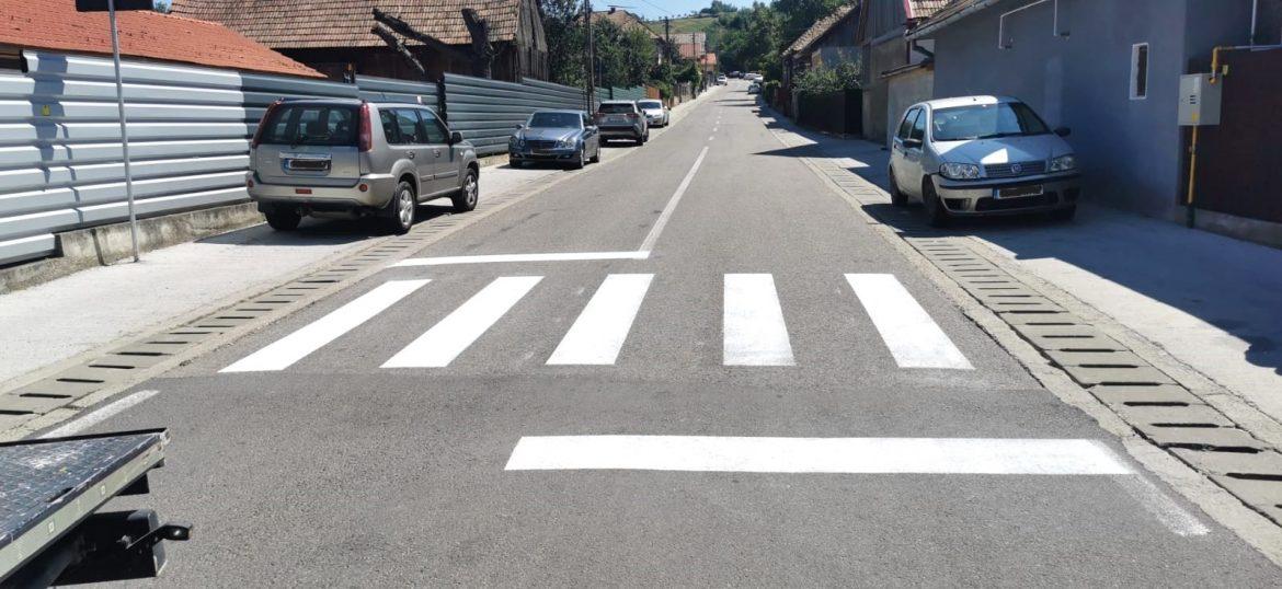 Consiliul Județean Cluj a executat, din luna martie până în prezent, marcaje rutiere pe aproximativ 611 km de drumuri județene