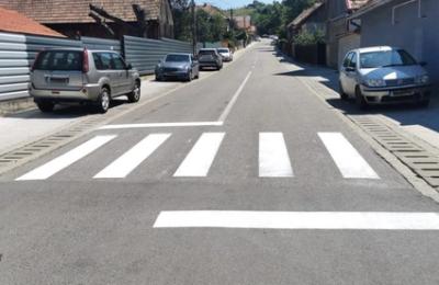 Consiliul Județean Cluj a executat, din luna martie până în prezent, marcaje rutiere pe aproximativ 611 km de drumuri județene