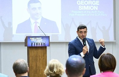 George Simion: „Uniți suntem MEGA. Uniți suntem puternici! Avem datoria să reconstruim și să facem din nou măreț continentul nostru!”