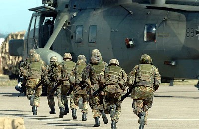 Tensiuni la Marea Neagră. 4.000 de soldați NATO, în România, pentru apărarea Flancului Estic