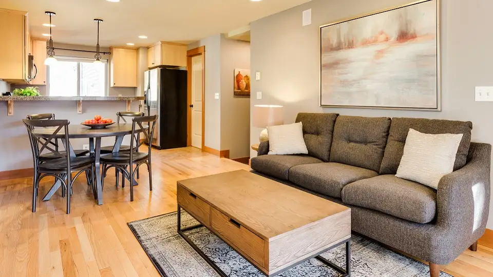 Find the Ideal Rug for Your Wooden Floor