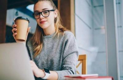 Modulul copywriter: articole profesionale fără bătăi de cap