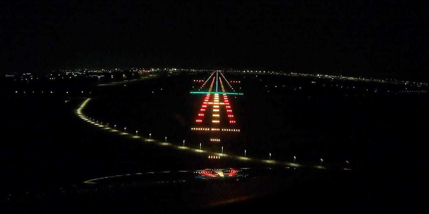 Comandantul Cătălin Prunariu s-a aflat la manşa primului zbor TAROM care reconectează România cu Israelul