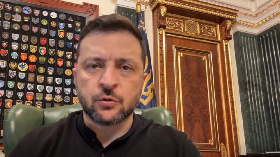Negocieri în lanț pentru Ucraina: Zelenski convoacă liderii aliați la Paris