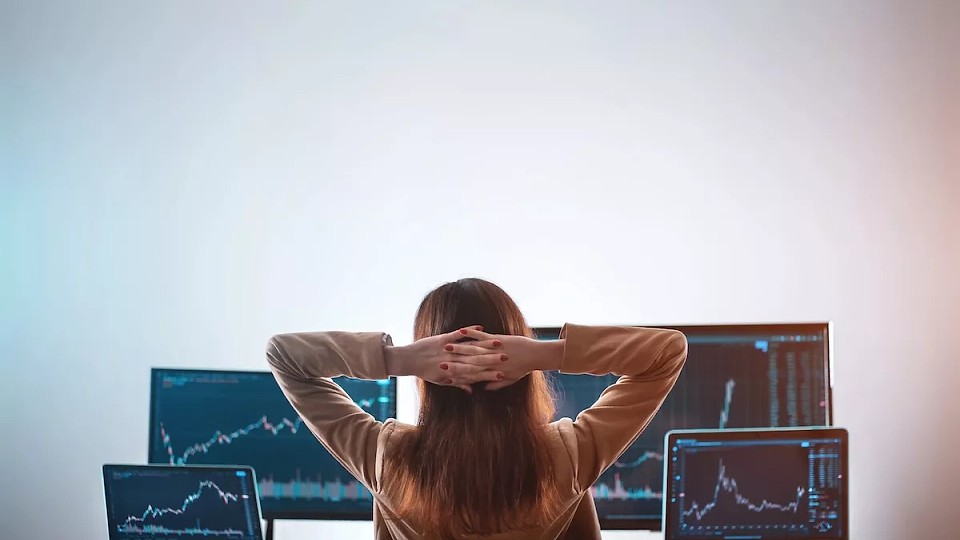 România, campioana Europei la numărul investitoarelor prin platforma XTB