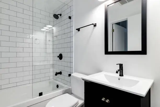 Top 15 Tile Types Ideal for a Small Square Bathroom
