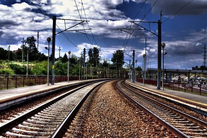 Angajaţii CFR protestează luni în faţa Ministerului Transporturilor/ Ei solicită aprobarea bugetului la CFR Călători şi CFR Infrastructură şi o salarizare care să ducă la creşterea eficienţei