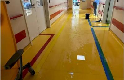 Inundație la secția de Primiri Urgențe de la Spitalul Bagdasar Arseni din București