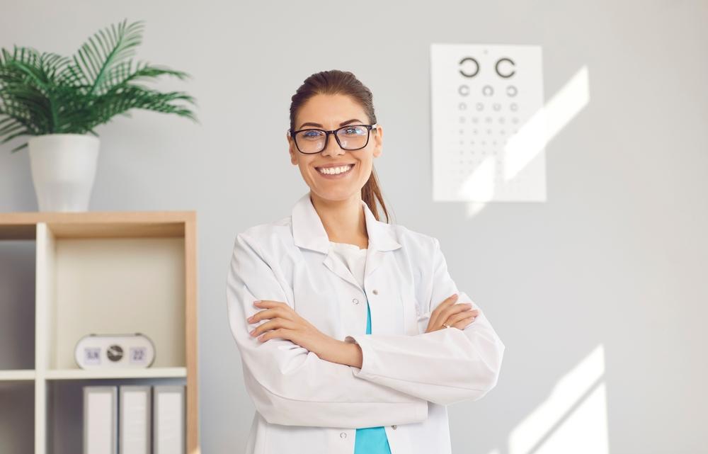 Care este rolul optometristului în alegerea corectă a ochelarilor de vedere?