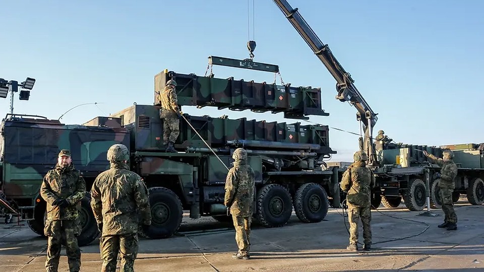 Patriot făcut „acasă”: Polonia livrează primele tuburi de lansare, România produce componente radar