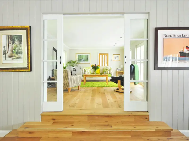 Tablourile în designul de interior al unei case: Rol și sfaturi pentru alegere