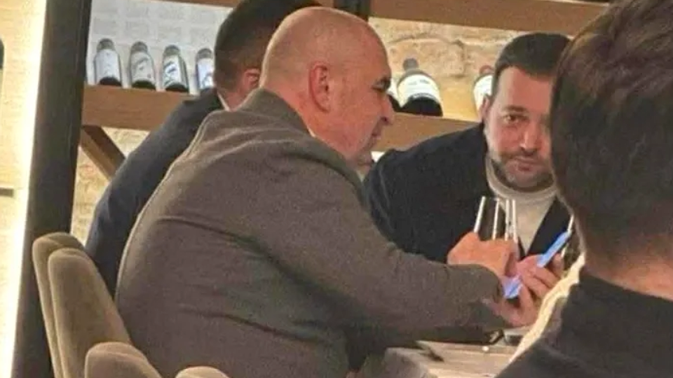 Moralitate pe stomacul gol? | Mihai Morar a fost fotografiat la restaurant cu Ilie Bolojan, în timp ce românii sunt împovărați cu taxe și impozite. Jurnalistul a fost printre cei mai necruțători cu George Simion și Călin Georgescu