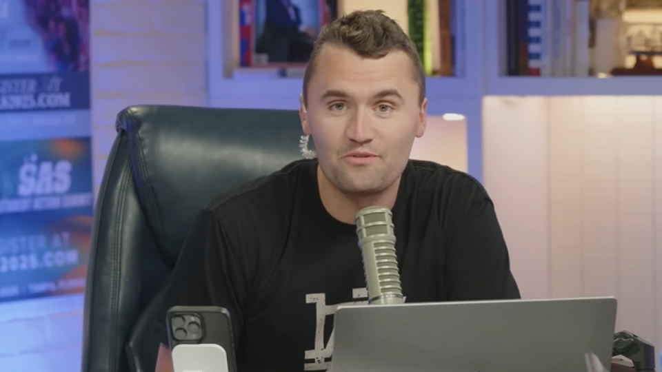 Germania | Tinerii socialiști solicită interzicerea podcasturilor bărbaților: Nu le mai putem permite acestor „bărbați“ să fie „bărbați“