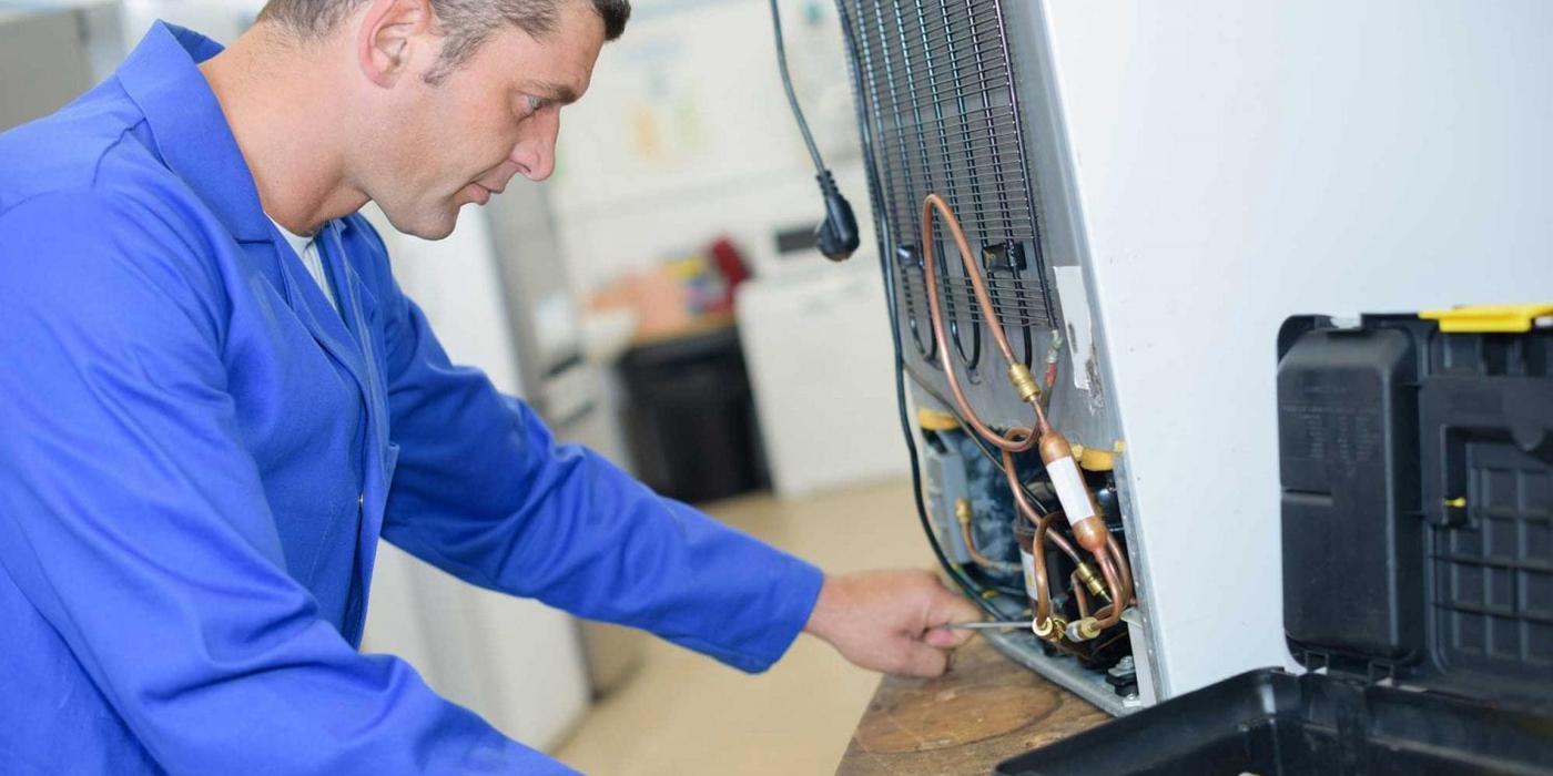 Afla principalele motive pentru care ai avea nevoie de reparatii chillere!