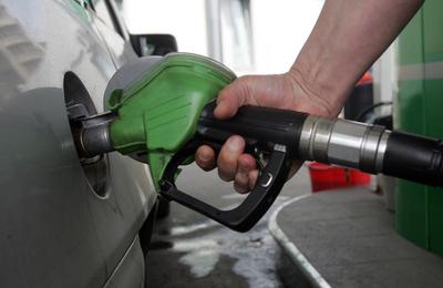 Scumpiri generalizate la benzină şi motorină în weekend