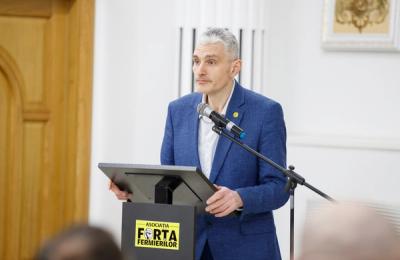 Fermierii moldoveni se tem de tranzitul cerealelor ucrainene şi cer culoare speciale rapide la vamă la graniţa cu România