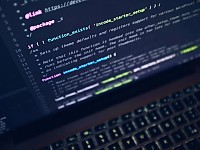 Timeline realist pentru crearea unui site web: cât durează fiecare etapă, unde se pierde cel mai mult timp și cum accelerează Happy Advertising procesul