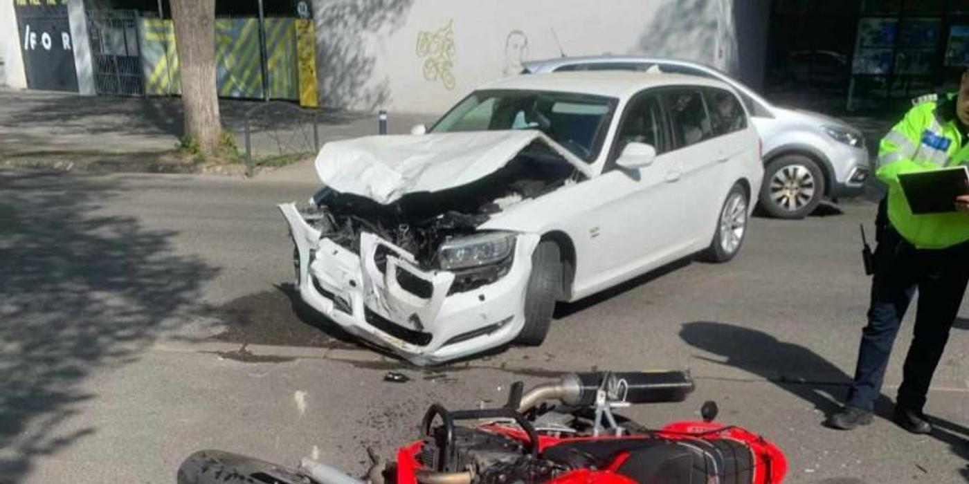 Accident rutier, în această după-amiază, pe Aleea Stadionului din Cluj-Napoca