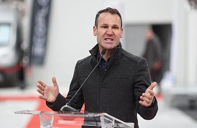 Percheziţii DNA la Primăria Sectorului 3. Robert Negoiță, acuzat că a construit din bani publici un drum pentru fratele său, dezvoltator imobiliar