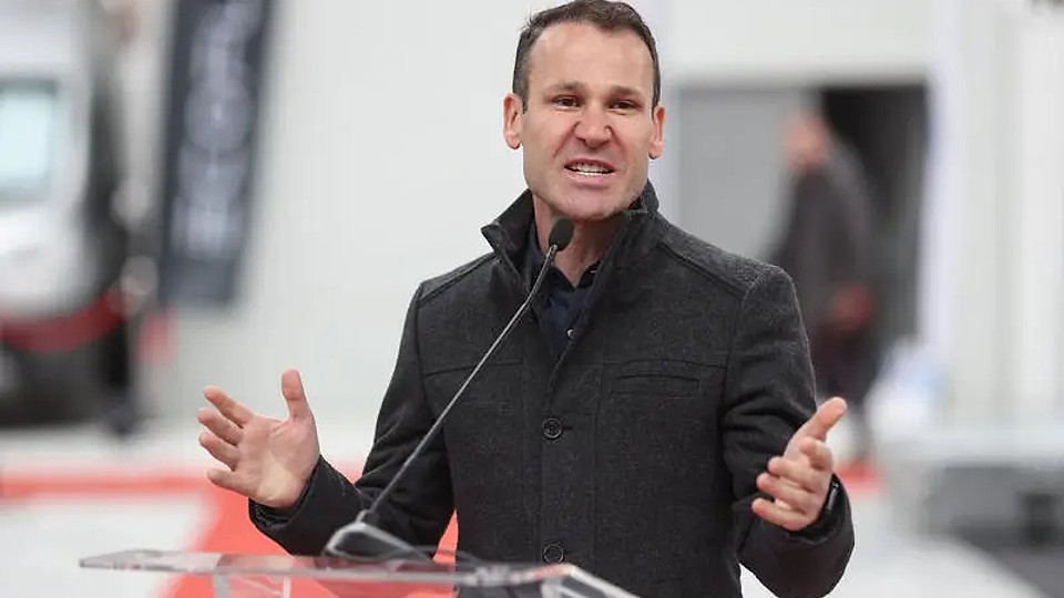 Percheziţii DNA la Primăria Sectorului 3. Robert Negoiță, acuzat că a construit din bani publici un drum pentru fratele său, dezvoltator imobiliar