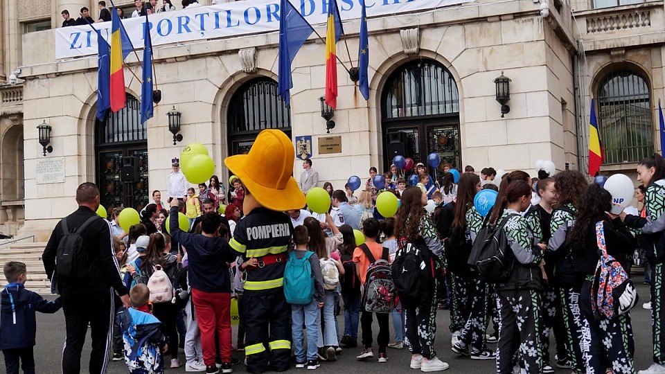 MAI își deschide porțile pentru micii SuperEroi: o zi plină de aventuri la Ssediul din București, Vineri, 30 Mai