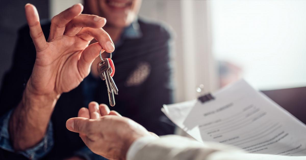 Piața imobiliară a luat-o razna la Cluj. S-a ajuns la 3000 de euro mp: ”Sper că Boc e mulțumit de calitatea vieții de la Cluj”