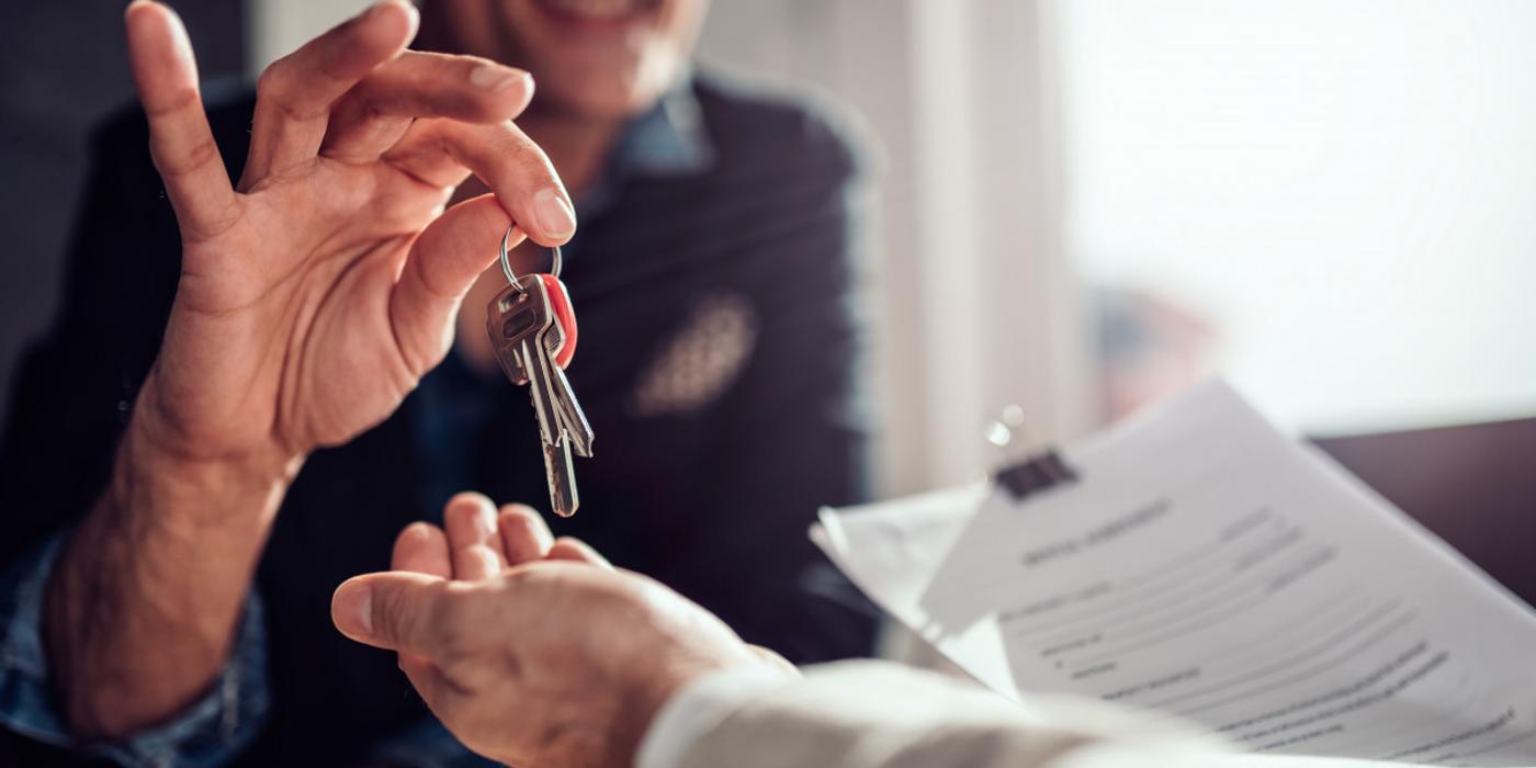 Piața imobiliară a luat-o razna la Cluj. S-a ajuns la 3000 de euro mp: ”Sper că Boc e mulțumit de calitatea vieții de la Cluj”