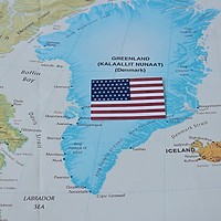 De ce își dorește Donald Trump Groenlanda. Miza strategică, economică și militară a celei mai mari insule din lume
