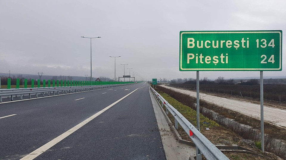 Autostrada București – Pitești va avea trei benzi pe sens